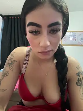 Snapshot of SCARLETT_INK_ chatting on May 22, 2026, 10:46 am SCARLETT INK online show from May 22, 2026, 10:46 am