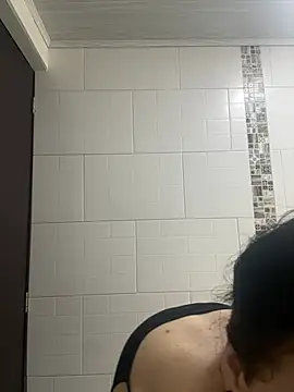 SCARLETT INK  online show from April 21, 2026, 7:53 pm