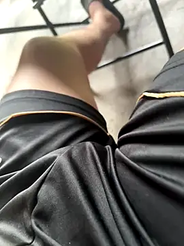 Snapshot of Cubuzinu chatting on January 7, 2026, 9:03 am Cubuzinu online show from January 7, 2026, 9:03 am