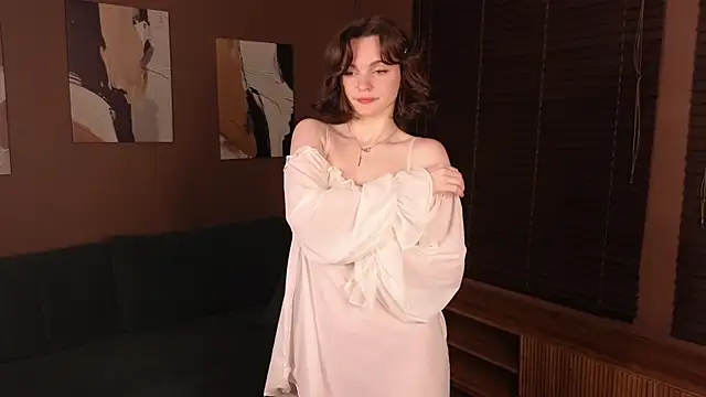 Snapshot of MaryNoir chatting on November 15, 2025, 12:47 am MaryNoir online show from November 15, 2025, 12:47 am