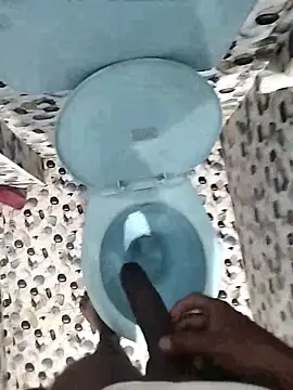 Snapshot of LEOMEGHA2026 chatting on March 10, 2026, 5:28 pm LEOMEGHA2026 online show from March 10, 2026, 5:28 pm