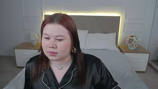 Snapshot of EvaNova_ chatting on May 9, 2026, 10:40 am EvaNova online show from May 9, 2026, 10:40 am