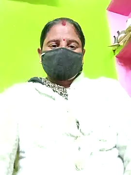 Quin love143 online show from November 10, 2025, 1:49 pm