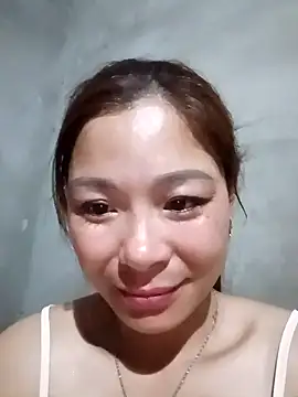 Lyla john online show from March 4, 2026, 12:02 pm