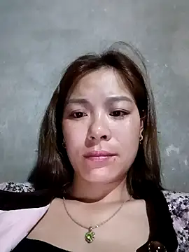 Lyla john online show from March 13, 2026, 8:47 pm