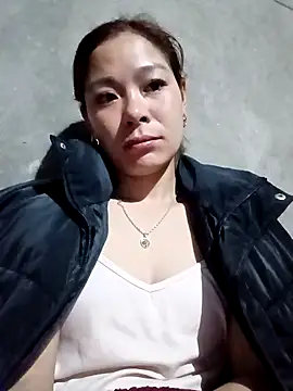 Lyla john online show from February 21, 2026, 10:56 pm