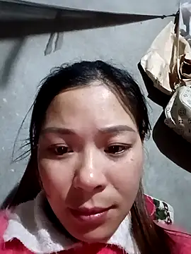 Lyla john online show from February 8, 2026, 12:58 pm