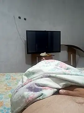 Snapshot of Lupercinio chatting on November 16, 2025, 6:45 pm Lupercinio online show from November 16, 2025, 6:45 pm