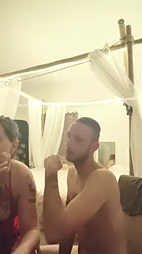 Snapshot of MickNanaa chatting on November 13, 2025, 3:05 pm MickNanaa online show from November 13, 2025, 3:05 pm