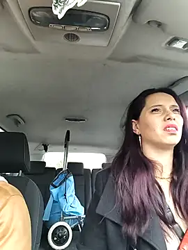 Snapshot of MickNanaa chatting on December 5, 2025, 11:09 am MickNanaa online show from December 5, 2025, 11:09 am