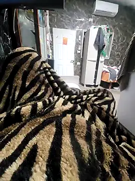 Saddamzaid1985 online show from April 22, 2026, 1:07 pm