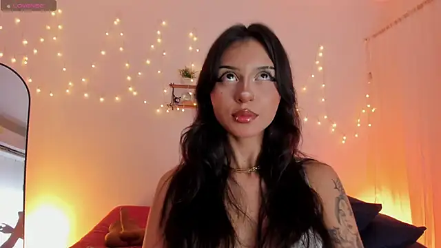 Snapshot of Tamara_Aluna_ chatting on May 22, 2026, 10:52 pm Tamara Aluna online show from May 22, 2026, 10:52 pm