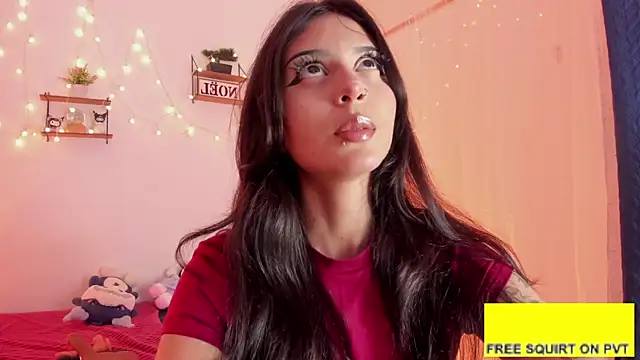 Tamara Aluna  online show from March 27, 2026, 5:25 pm