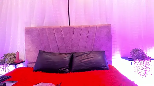 Snapshot of Victoriaa_Anderson chatting on June 10, 2026, 12:50 pm Victoriaa Anderson online show from June 10, 2026, 12:50 pm