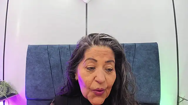 Snapshot of Victoriaa_Anderson chatting on July 11, 2026, 3:34 pm Victoriaa Anderson online show from July 11, 2026, 3:34 pm