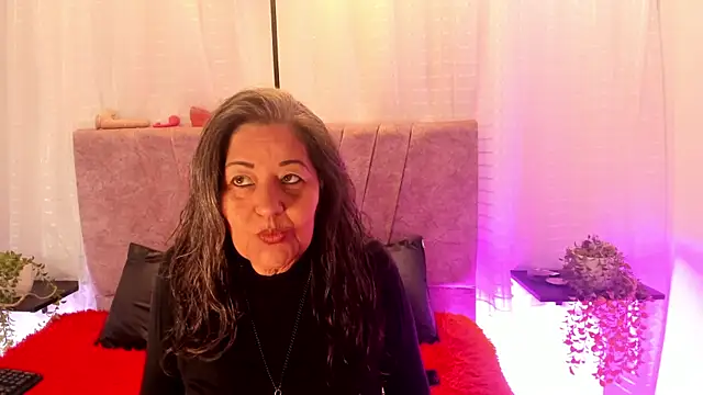 Snapshot of Victoriaa_Anderson chatting on June 5, 2026, 6:46 pm Victoriaa Anderson online show from June 5, 2026, 6:46 pm