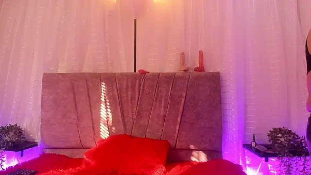 Snapshot of Victoriaa_Anderson chatting on June 11, 2026, 12:35 pm Victoriaa Anderson online show from June 11, 2026, 12:35 pm