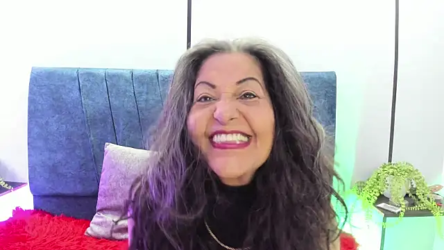 Snapshot of Victoriaa_Anderson chatting on July 2, 2026, 2:34 pm Victoriaa Anderson online show from July 2, 2026, 2:34 pm
