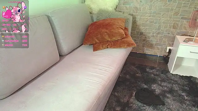 Snapshot of Ashlyrouxx chatting on February 26, 2026, 10:15 am Ashlyrouxx online show from February 26, 2026, 10:15 am