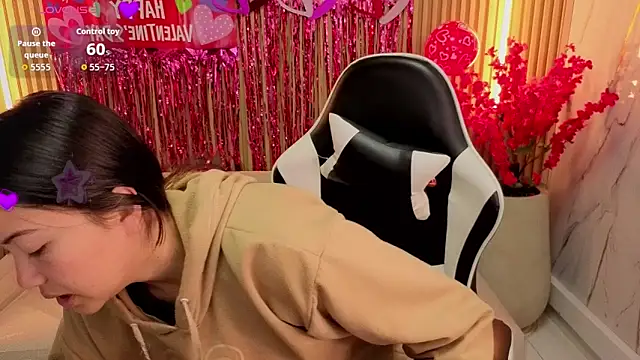 venus velvet tp online show from February 23, 2026, 1:12 pm