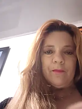 Snapshot of karlaanqui1 chatting on May 21, 2026, 9:50 am karlaanqui1 online show from May 21, 2026, 9:50 am