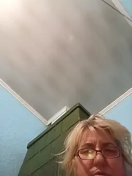 Snapshot of MilaTamila456 chatting on November 29, 2025, 2:23 am MilaTamila456 online show from November 29, 2025, 2:23 am