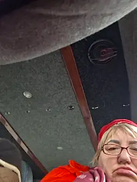 Snapshot of MilaTamila456 chatting on December 14, 2025, 8:31 am MilaTamila456 online show from December 14, 2025, 8:31 am