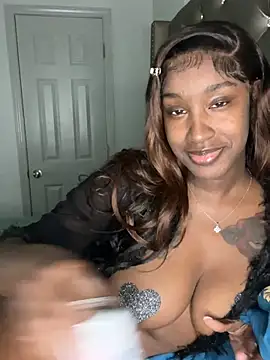 ToyaThick online show from May 8, 2026, 2:48 am