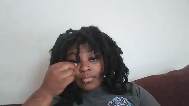 Snapshot of Dusaa_ chatting on June 20, 2026, 2:00 pm Dusaa online show from June 20, 2026, 2:00 pm