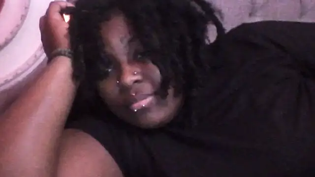 Snapshot of Dusaa_ chatting on June 17, 2026, 2:22 am Dusaa online show from June 17, 2026, 2:22 am