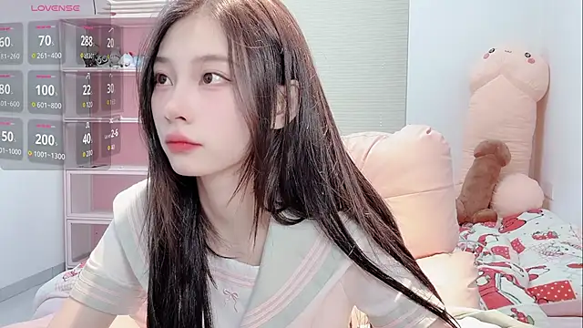 Snapshot of lris-Beauty chatting on March 13, 2026, 4:06 am lris-Beauty online show from March 13, 2026, 4:06 am