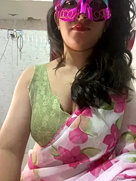 Red Queen 11 online show from November 29, 2025, 6:30 pm