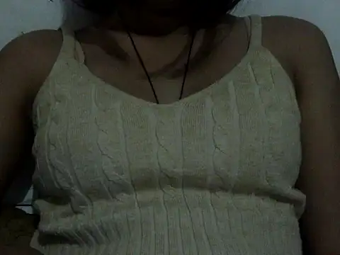 SEXY PRIYA83 online show from February 22, 2026, 2:41 pm