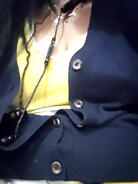 Snapshot of Mamta_185 chatting on November 20, 2025, 6:41 pm Mamta 185 online show from November 20, 2025, 6:41 pm