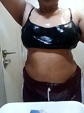 Snapshot of Trisha44 chatting on November 14, 2025, 3:26 pm Trisha44 online show from November 14, 2025, 3:26 pm