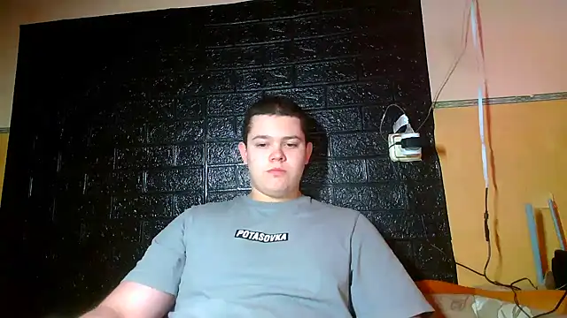 CuteButNaughty  online show from February 10, 2026, 7:24 pm