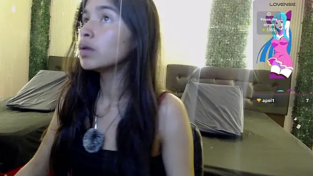 bunnywhite21 online show from December 16, 2025, 6:34 pm