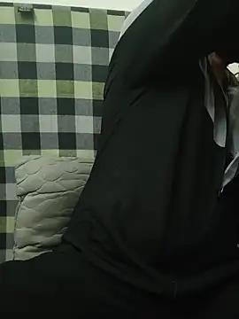 MrToxxic online show from November 18, 2025, 5:27 pm