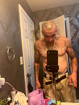 Snapshot of MrMrsperfeted chatting on November 9, 2025, 11:09 pm MrMrsperfeted online show from November 9, 2025, 11:09 pm