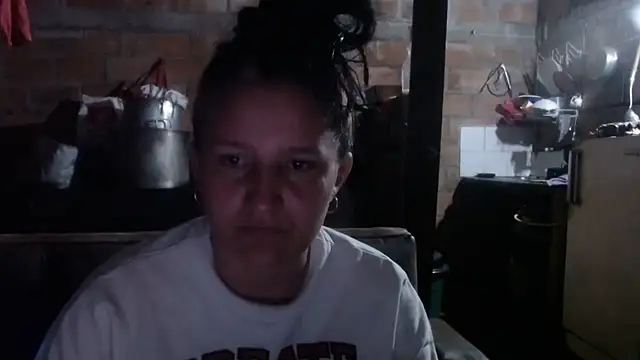 Sra Angelina online show from May 2, 2026, 4:18 am