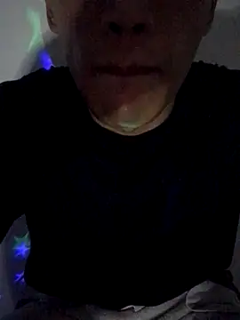 Snapshot of kimbrad chatting on November 16, 2025, 2:55 pm kimbrad online show from November 16, 2025, 2:55 pm