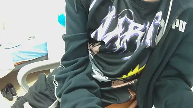 Snapshot of Calavera2001 chatting on November 12, 2025, 8:51 am Calavera2001 online show from November 12, 2025, 8:51 am