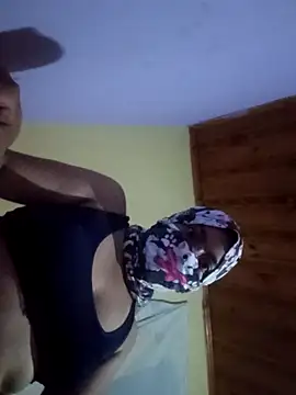 Snapshot of camilasuluaga chatting on November 16, 2025, 11:52 pm camilasuluaga online show from November 16, 2025, 11:52 pm