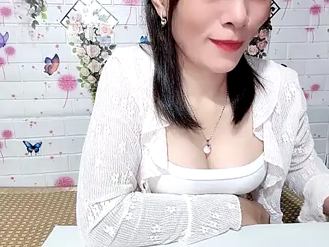 Snapshot of Soursop-op chatting on June 1, 2026, 2:39 pm Soursop-op online show from June 1, 2026, 2:39 pm