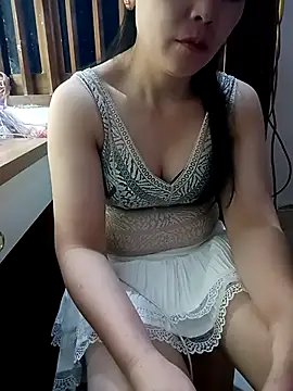Feeling-hot online show from April 22, 2026, 5:20 pm