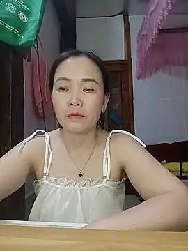 Snapshot of Feeling-hot chatting on June 2, 2026, 3:56 pm Feeling-hot online show from June 2, 2026, 3:56 pm