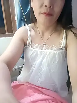 Feeling-hot online show from May 2, 2026, 3:39 pm