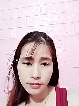 Snapshot of Swan-white123 chatting on November 17, 2025, 1:26 pm Swan-white123 online show from November 17, 2025, 1:26 pm