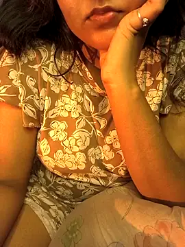 Snapshot of drakezone chatting on March 16, 2026, 7:23 am drakezone online show from March 16, 2026, 7:23 am