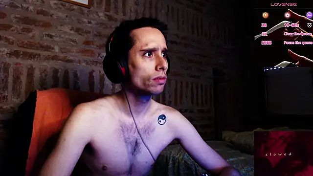 CaramelToy online show from March 21, 2026, 8:24 pm